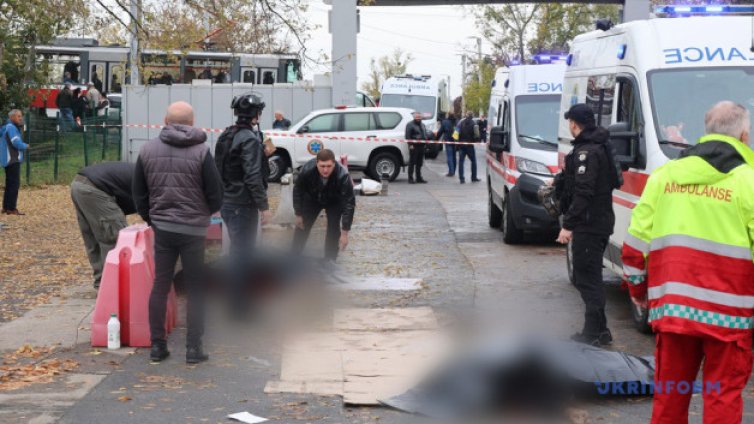 Руски дронове атакуваха три украински града, има загинали и ранени