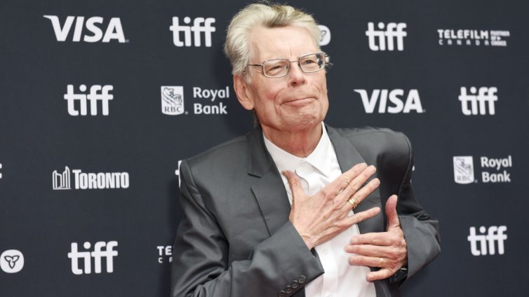 Стивън Кинг призова за импийчмънт на "некомпетентния" задник Тръмп