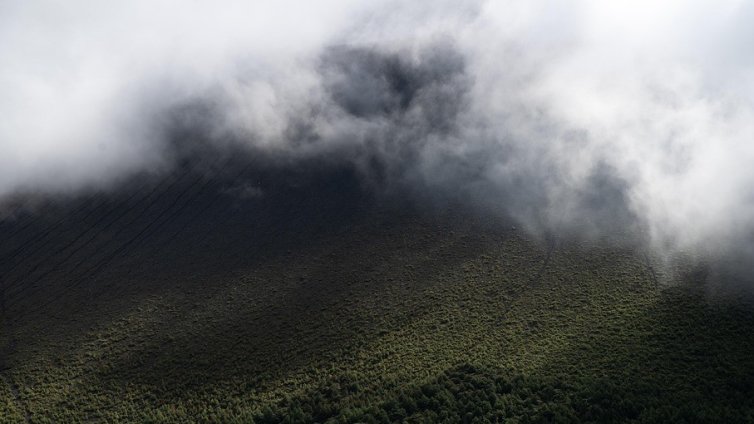 В планините е облачно, хладно, очакват се валежи от дъжд и сняг
