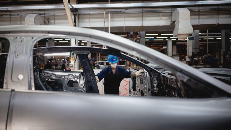 Китай отправя ново предупреждение относно технологичната война със САЩ