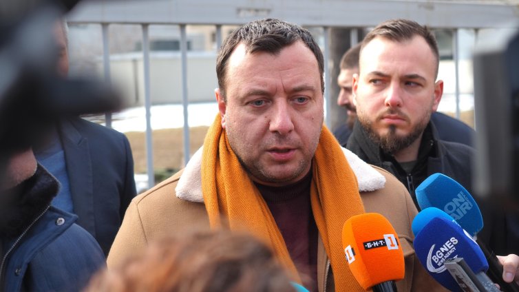 Петър Петров: Ще продължим да внасяме вотове на недоверие