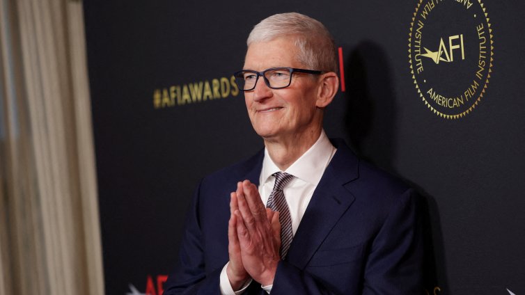 Тим Кук се оттегля от поста изпълнителен директор на Apple