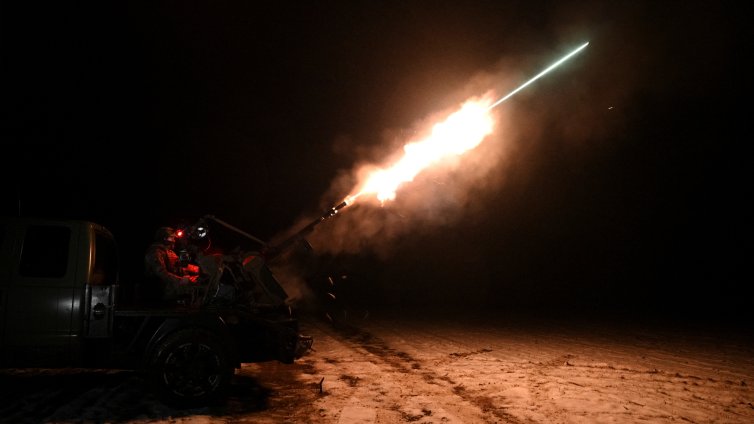 Военната карта на Украйна изглежда &bdquo;мрачна&ldquo; за Зеленски 