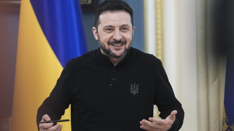 Семейство Зеленски декларира $368 556 доходи за 2024 г.