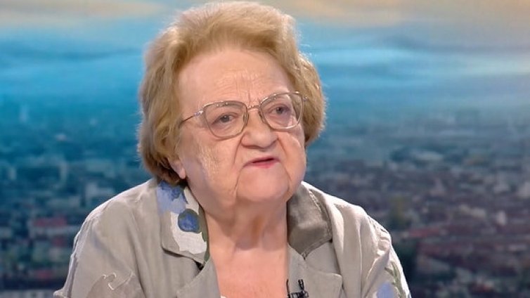 Счупена епруветка? Проф. Аргирова със съмнения в разпространяваната версия за чумата