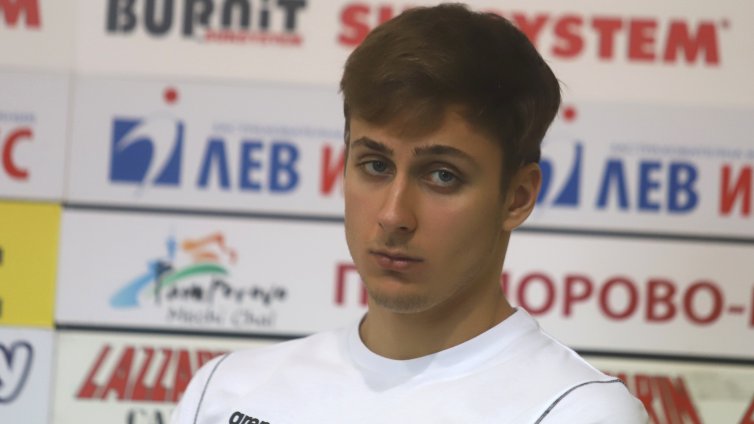 Плувецът Йосиф Миладинов премисли и се връща към състезанията