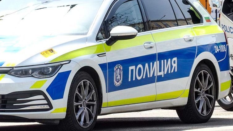Задържаха семейство в Сливен след нападение над полицай
