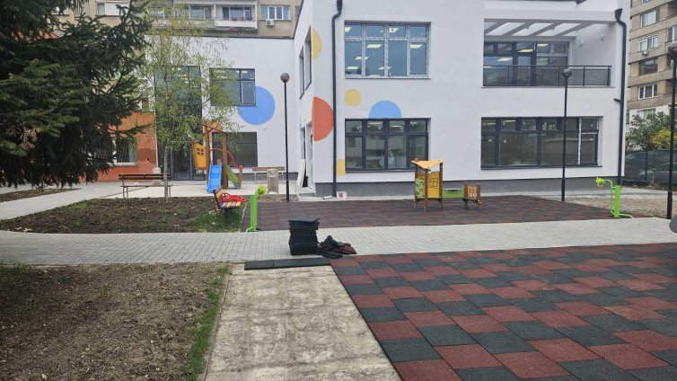Сигнали за бомби в детски градини в Кюстендил, София, Стара Загора, Ловеч