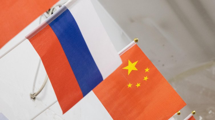 Путин пристигна в Пекин на двудневно посещение ВИДЕО