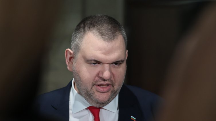 Пеевски с критика: Стана практика съдът да пуска убийците на пътя
