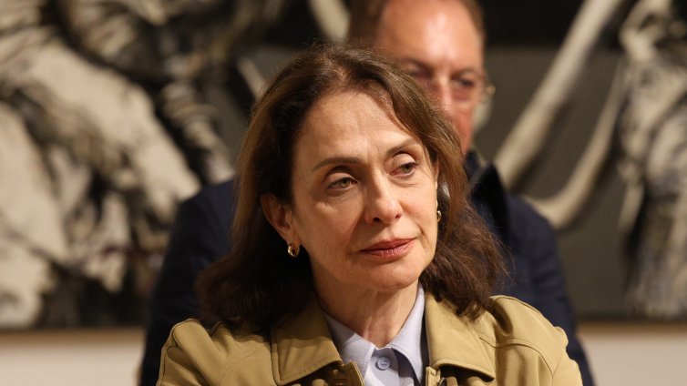 Надежда Нейнски: Русия може да повлияе и на президентските избори у нас