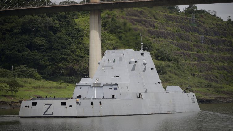 Смяна на правилата: Zumwalt е въоръжен с хиперзвукови ракети