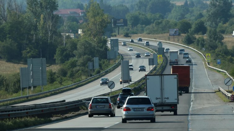 С 248 км/ч, средна скорост като за Формула 1, е летял най-бързо каралия по АМ "Тракия"