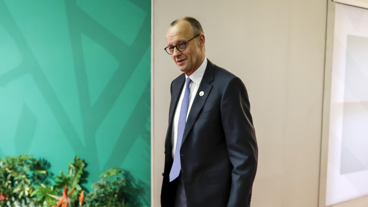 Мерц не мисли, че крайният срок на плана на Тръмп за Украйна може да бъде спазен