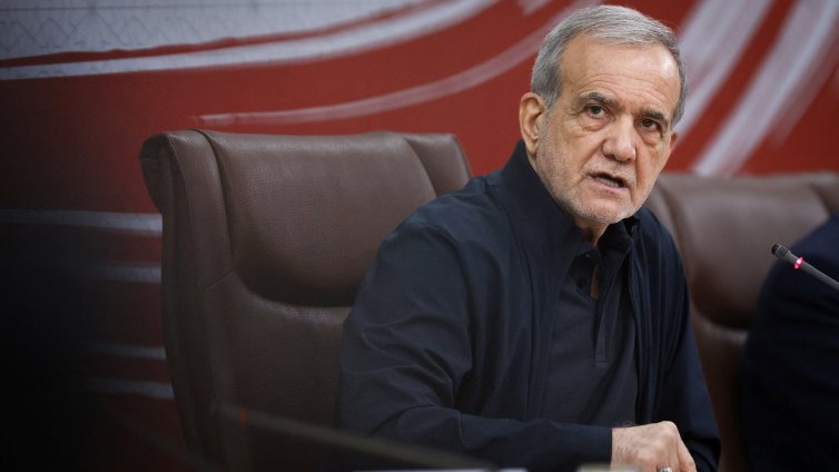 Иранският президент е имал среща с върховния лидер Моджтаба Хаменей