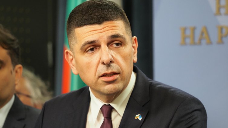 Мирчев: Вотът показа, че страната има трима премиери