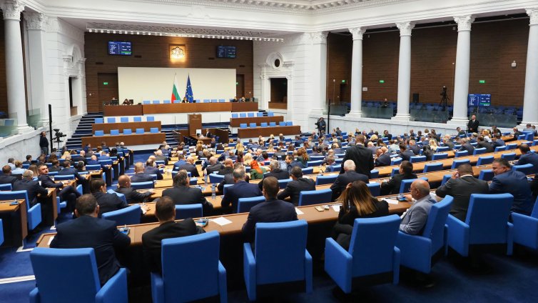 Депутатите ще обсъждат днес защо сметките за ток са високи