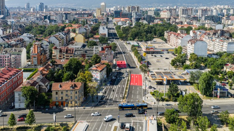 Пускат движението по "Опълченска" в София след едногодишния ремонт