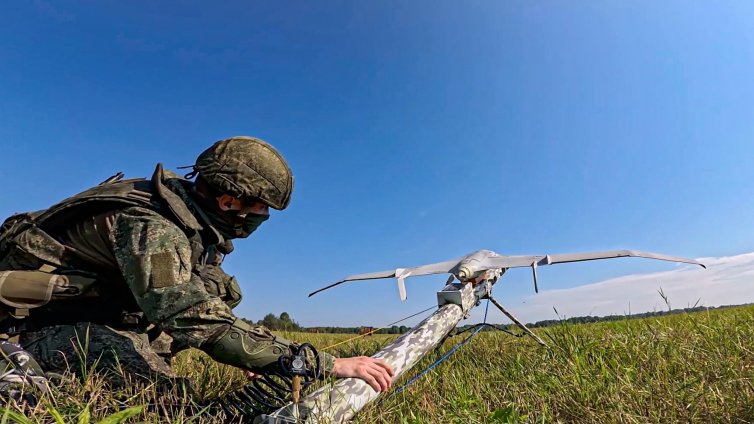 Пожар в рафинерия в Краснодарския край в Русия след украински удар с дронове