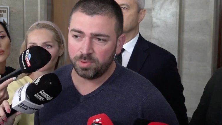 Доставчикът на храна от сблъсъка с Мирчев: Настоявам за извинение 