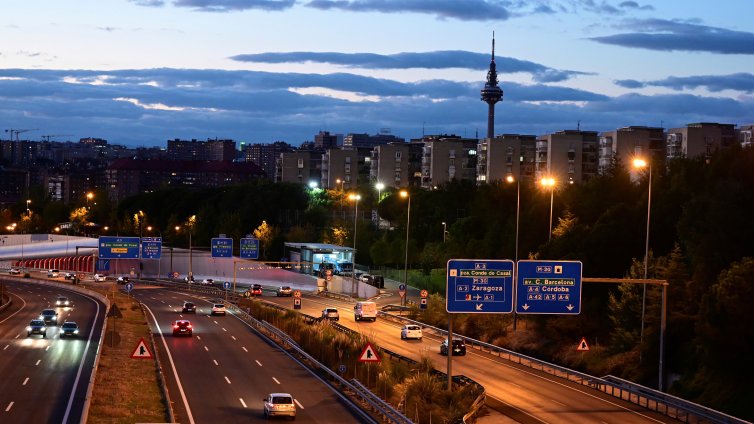 Какви са новите правила за движение по пътищата в Испания през 2026 г.?