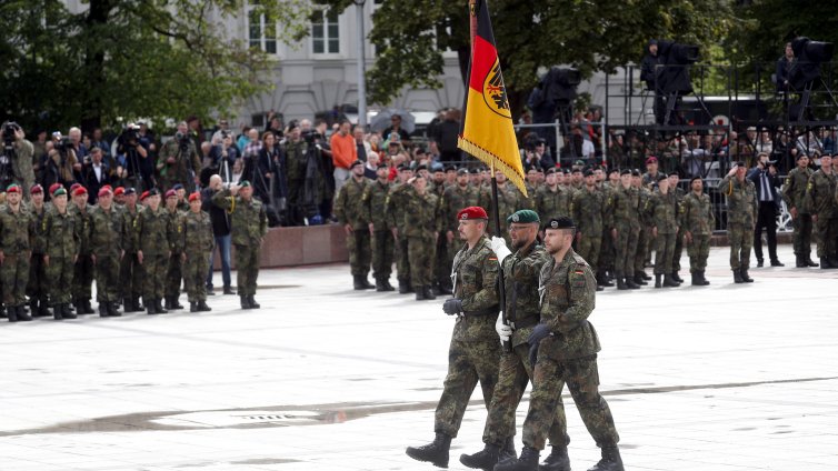 Германците отчаяно започват да се чудят как да избегнат военна служба