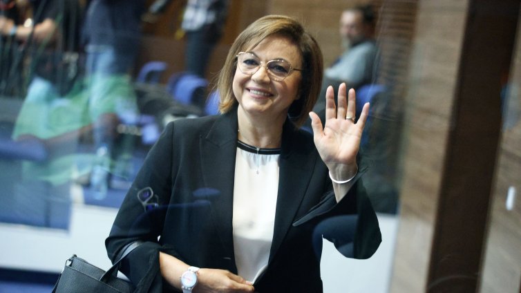 Нинова: ЕРП-тата с милиони, хората на студено и тъмно