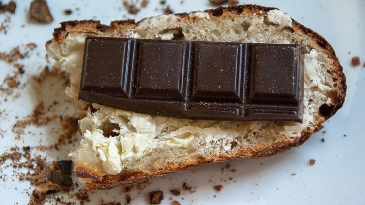 Храни, които не трябва да оставяте в хладилника 