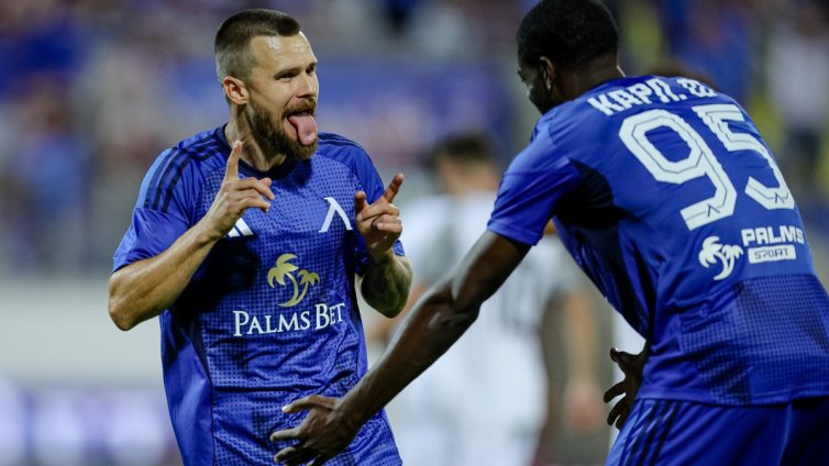 Левски разби Монтана, Веласкес ще менажира емоциите