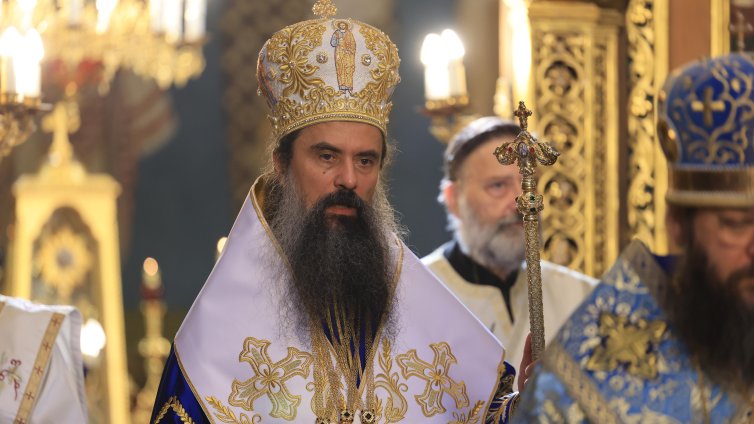 Патриарх Даниил: Трябва да се върнем при Бога, да възпитаваме децата във вярата