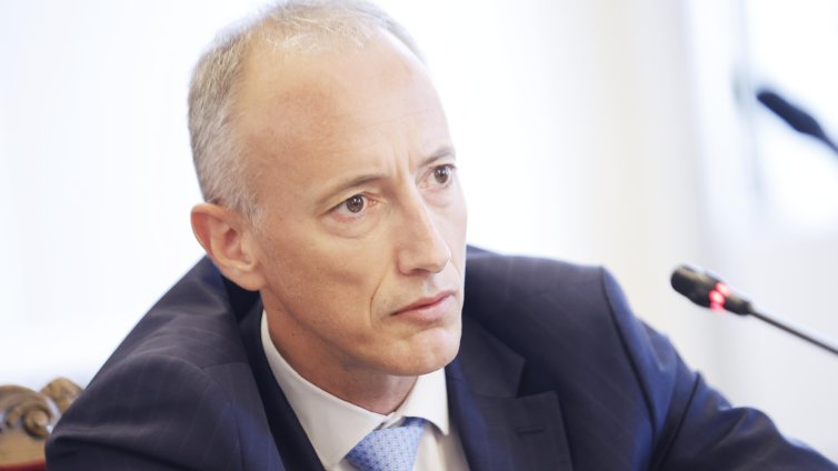 Вълчев: Ранното завършване на основно образование има негативен ефект