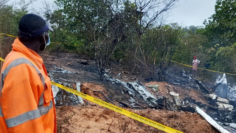 Самолет с 8 души на борда се разби в американския щат Мейн