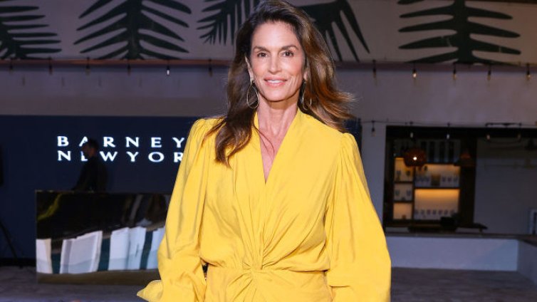 Синди Крауфорд на 60 години: Нейната сутрешна рутина и нисковъглехидратна диета