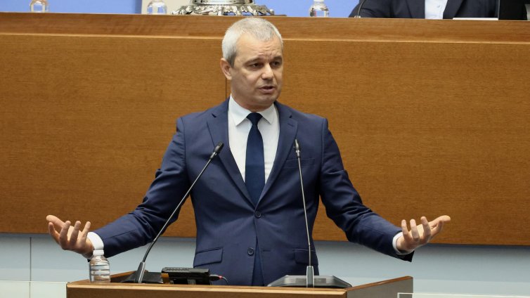 Колективната шизофрения на управляващите щеше да е смешна, ако не беше трагична