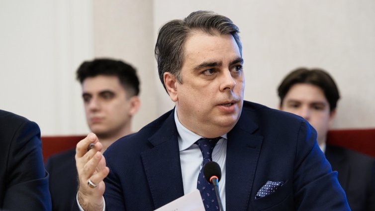 България ще усети инфлационен натиск заради цените на горивата