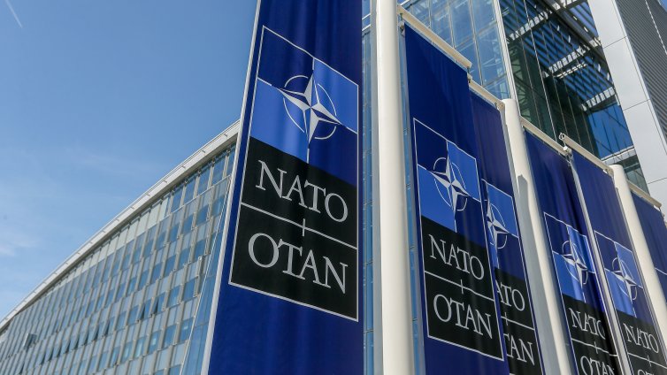НАТО: Русия е отговорна за нарушаването на европейското въздушно пространство