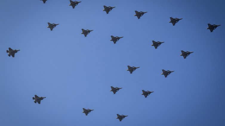 Как Америка може да &bdquo;изключи&ldquo; датските F-35 в сблъсък за Гренландия