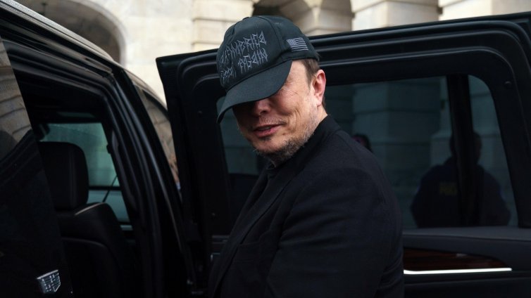 Мъск отсече: 100% гласуване на хартия, компютърът се хаква лесно