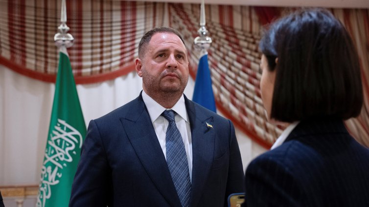 Андрий Ермак: Украйна няма да се съгласи на замразен конфликт