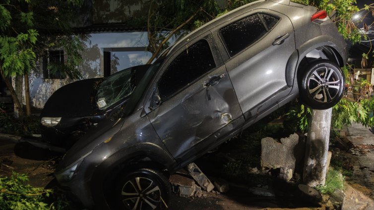 Два милиона души без ток в Сао Паоло заради мощна буря 