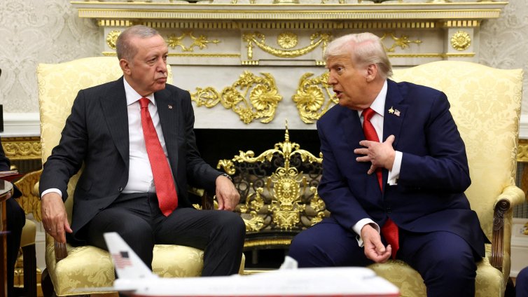 След срещата Тръмп-Ердоган: Турска телевизия уволни репортера си във Вашингтон