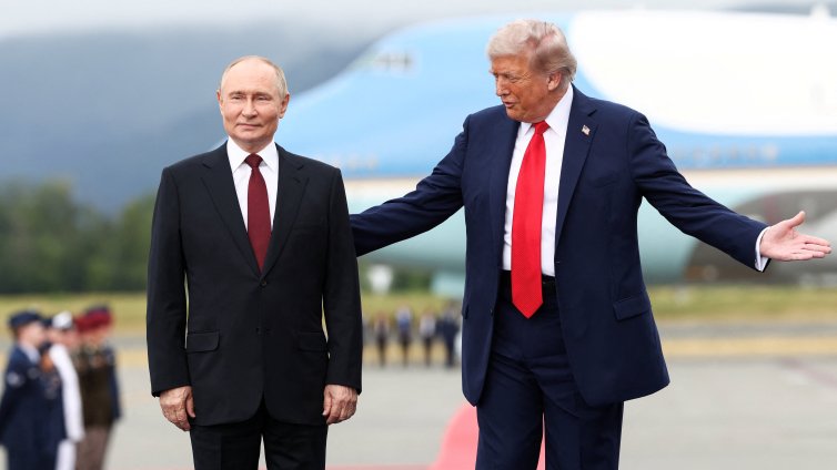 В САЩ: Тръмп разстла червения килим за Путин, но си тръгна с празни ръце
