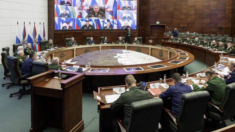 Москва реагира на украинските удари: защита срещу дронове на подводниците
