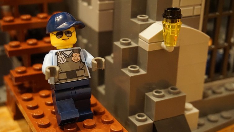 LEGO отваря фабрика за милиарди във Виетнам, ще произвежда играчки без вредни емисии