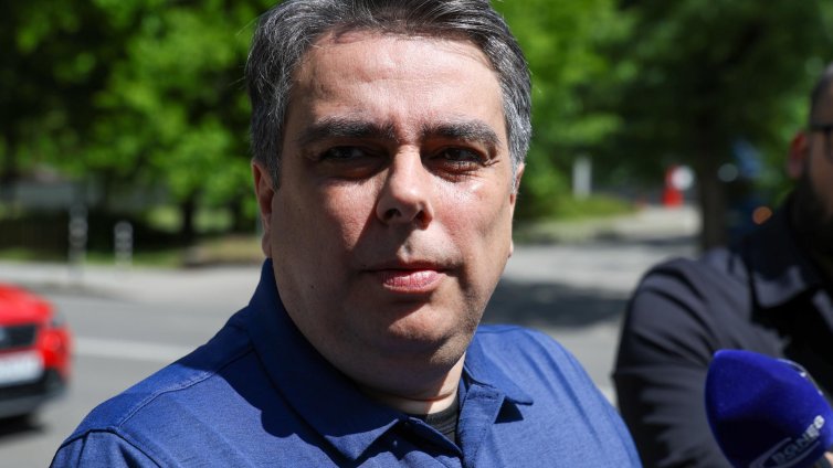 Асен Василев: ПП-ДБ ще внесе вот на недоверие след датата за еврото