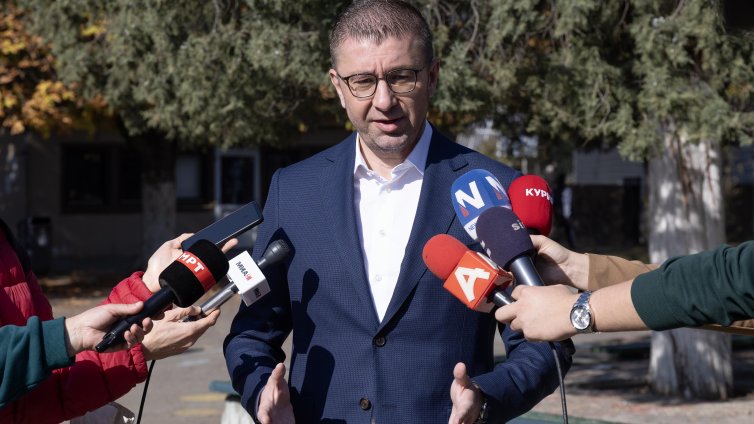 Мицкоски очаква "добросъседски ориентиран" премиер на България