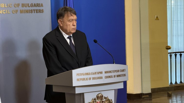 Проф. Вълчев: Семейството, основната клетка на обществото, е в криза