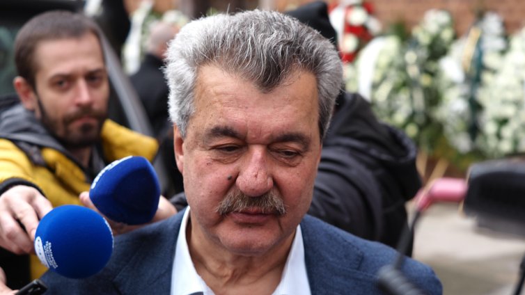 Батков: Не беше справедливо това обругаване на Боби Михайлов