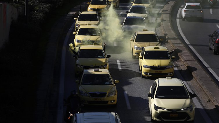 Внимавайте! Сурови наказания в новия Кодекс на движение по пътищата в Гърция 