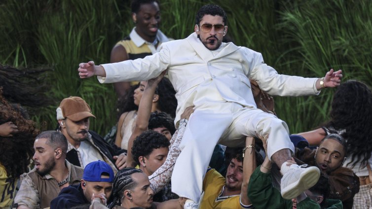 Тръмп се заяде с Бед Бъни, танците на Супербоул му били &ldquo;шамар в лицето&rdquo; за Америка